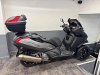 PEUGEOT METROPOLIS