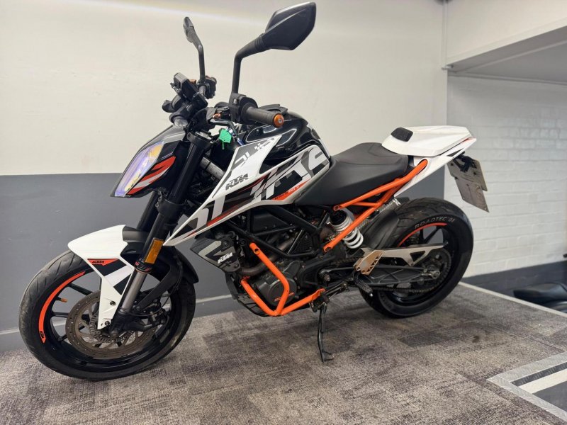 KTM 125 DUKE