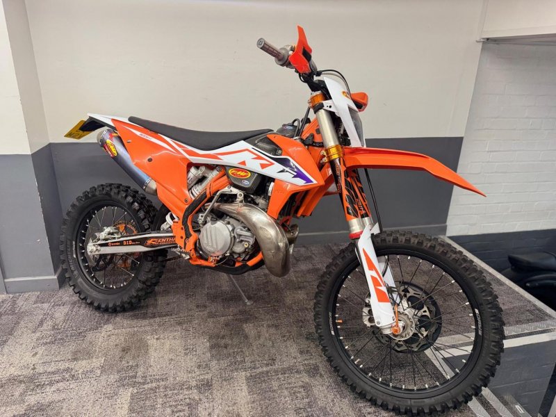 KTM 300