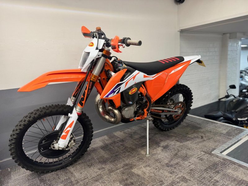 KTM 300