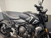TRIUMPH Trident