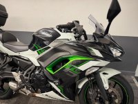 KAWASAKI Ninja 650
