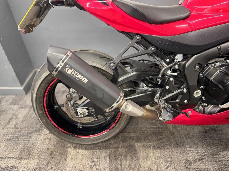 SUZUKI GSXR1000