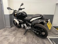 BMW G310R