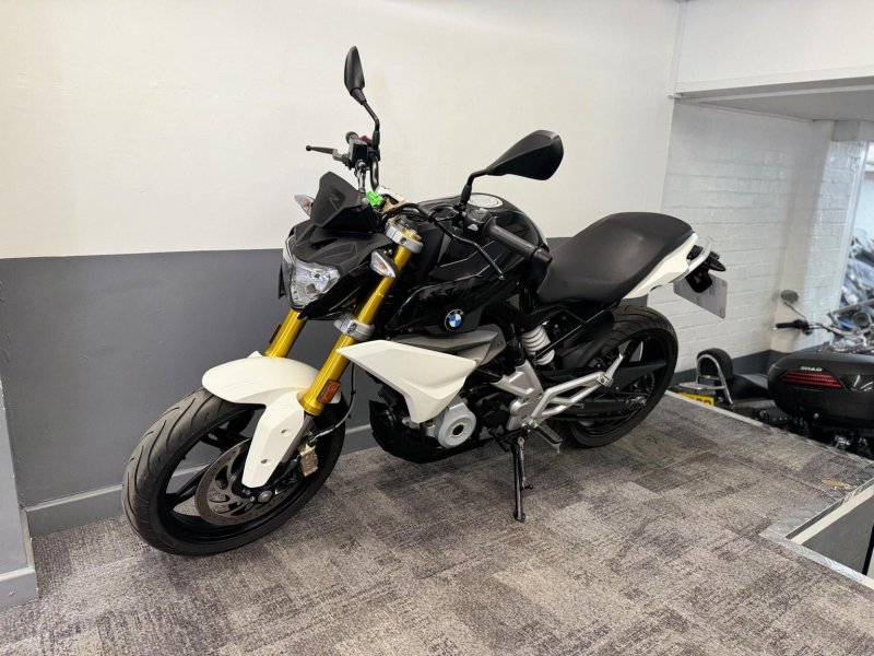 BMW G310R