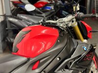 BMW S1000R