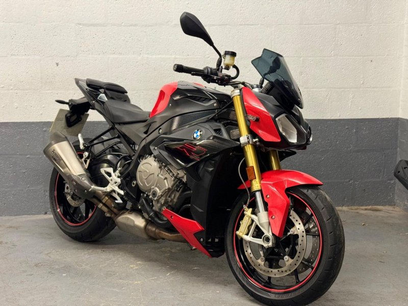 BMW S1000R