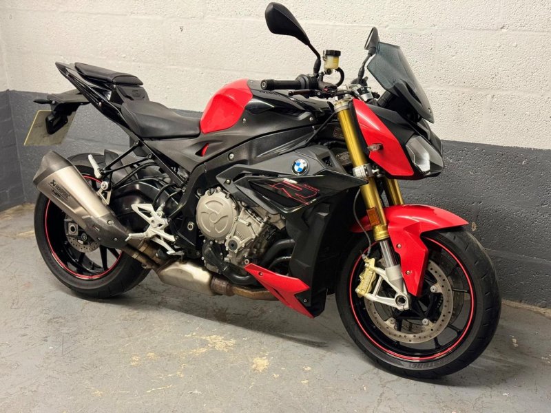 BMW S1000R