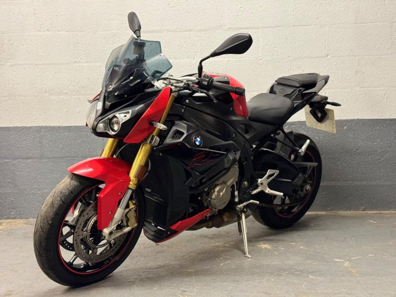 BMW S1000R