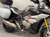 BMW S1000XR