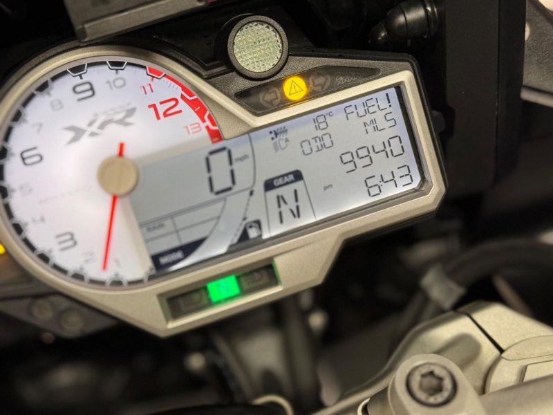 BMW S1000XR