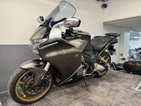 HONDA VFR1200F