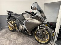 HONDA VFR1200F