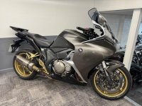HONDA VFR1200F