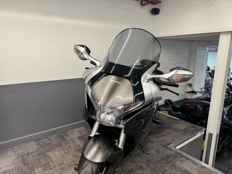 HONDA VFR1200F