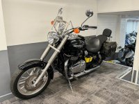 TRIUMPH Bonneville