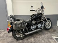 TRIUMPH Bonneville