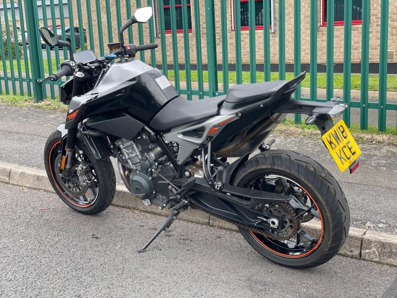 KTM 790 DUKE