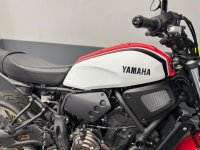 YAMAHA XSR700