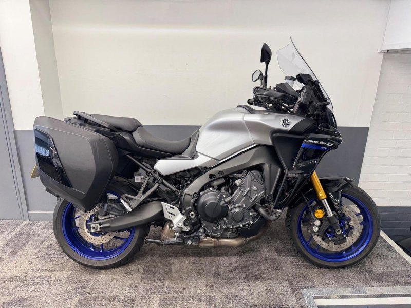 YAMAHA TRACER