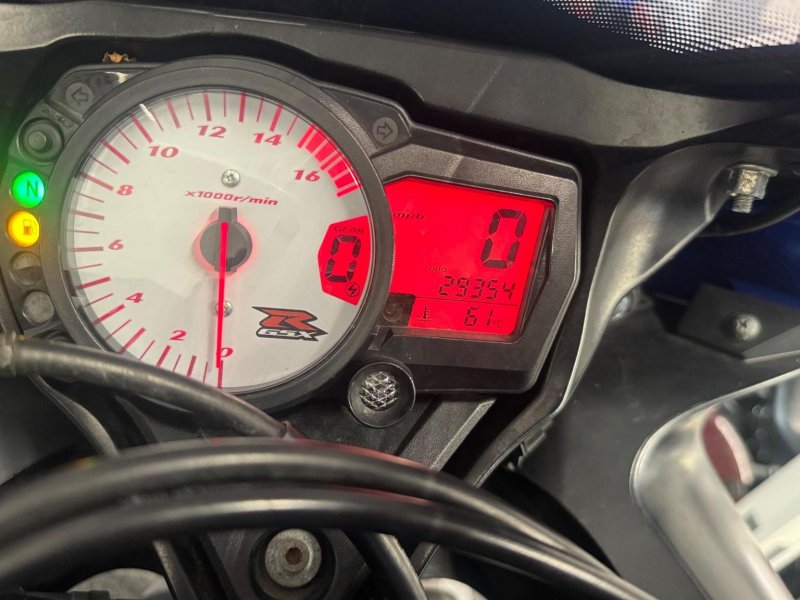 SUZUKI GSXR750
