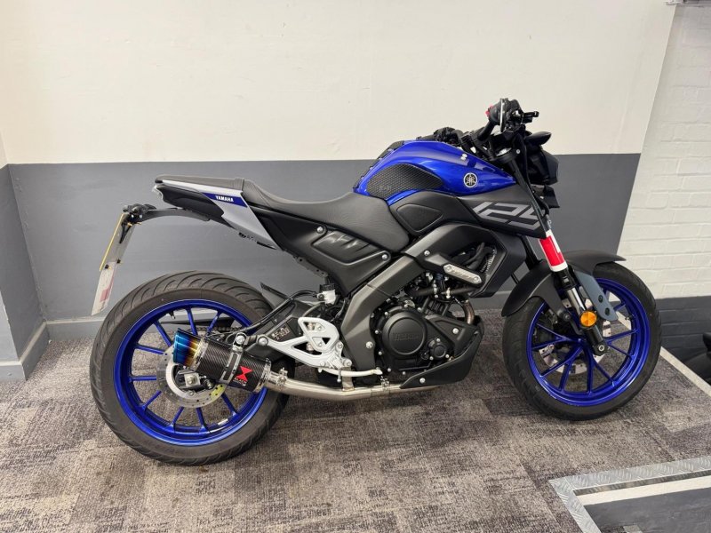 YAMAHA MT-125