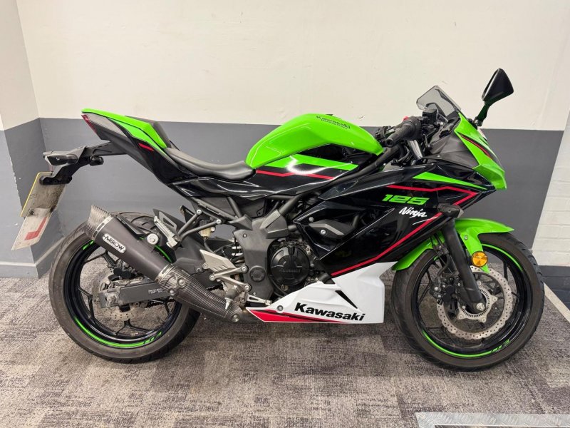 KAWASAKI Ninja 125