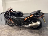 SUZUKI GSX1300R Hayabusa