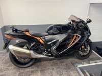 SUZUKI GSX1300R Hayabusa
