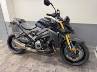 SUZUKI GSX-S1000