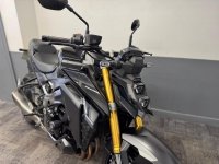 SUZUKI GSX-S1000