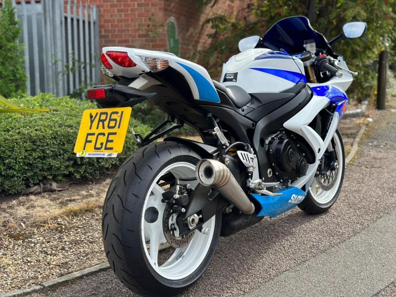 SUZUKI GSXR600