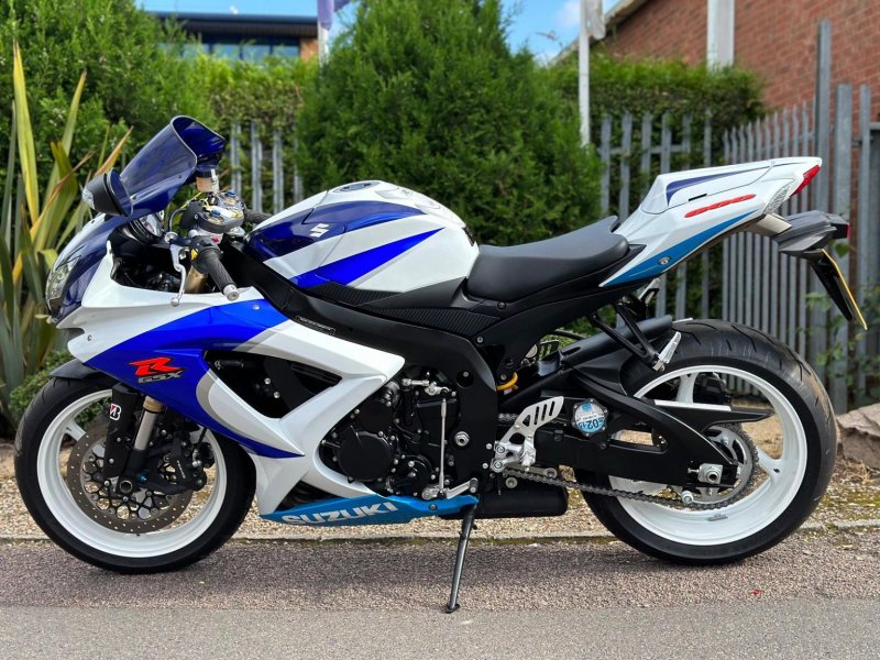 SUZUKI GSXR600