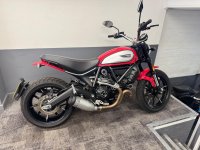 DUCATI SCRAMBLER 800