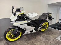 YAMAHA R125