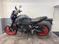 YAMAHA MT-09