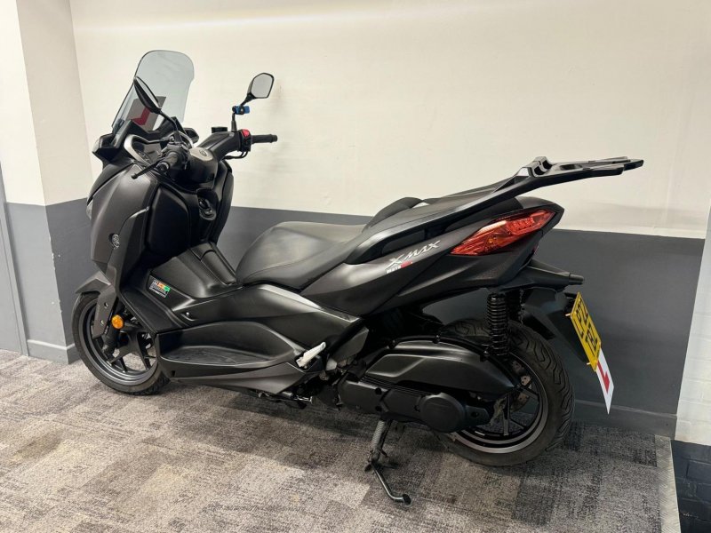 YAMAHA X-Max