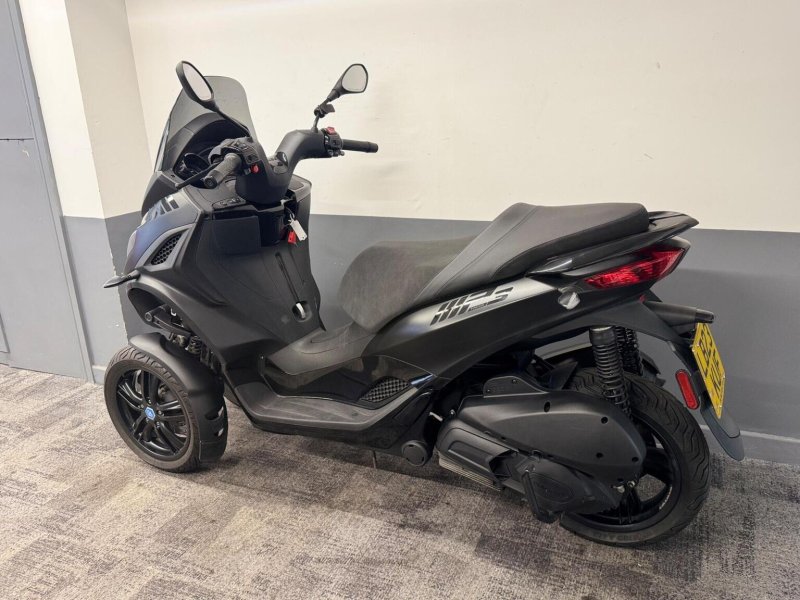 PIAGGIO MP3