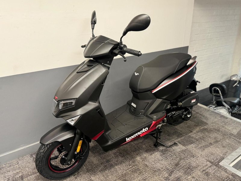 LEXMOTO 
