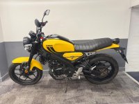 YAMAHA 