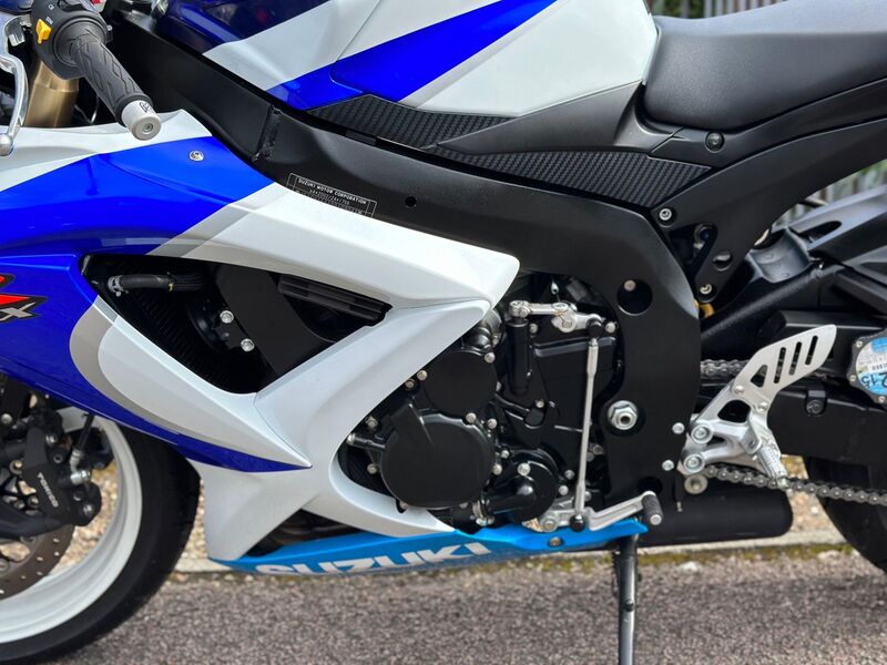 SUZUKI GSXR600