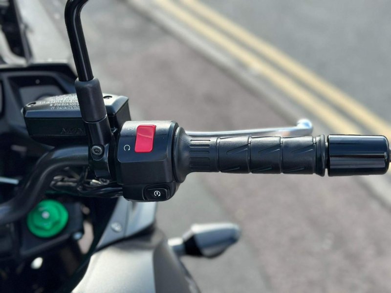 KAWASAKI Versys 650