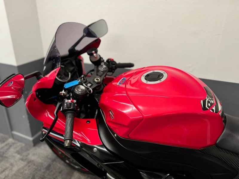 SUZUKI GSXR1000