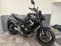 YAMAHA MT-09