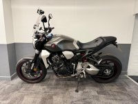 HONDA CB1000R