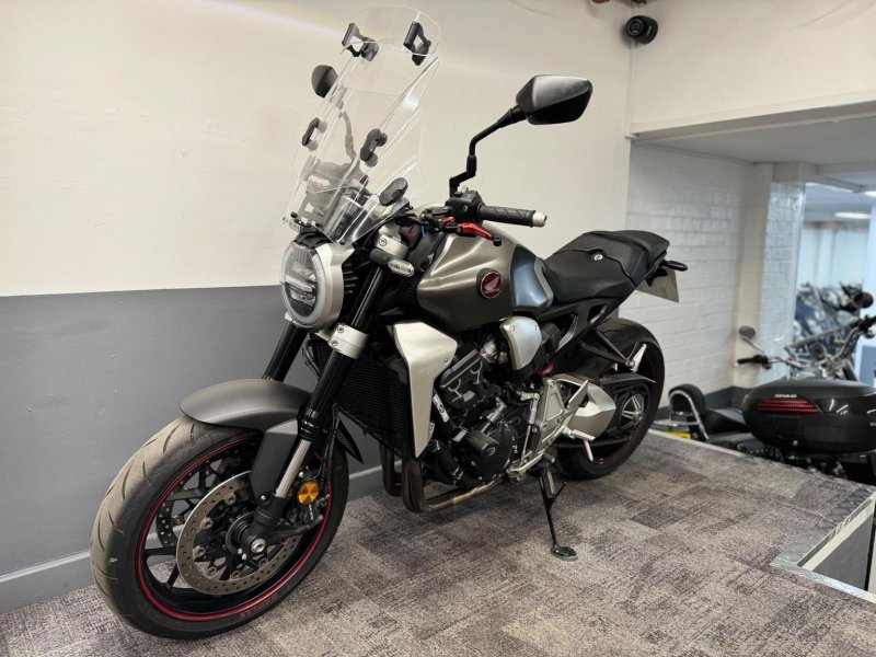HONDA CB1000R