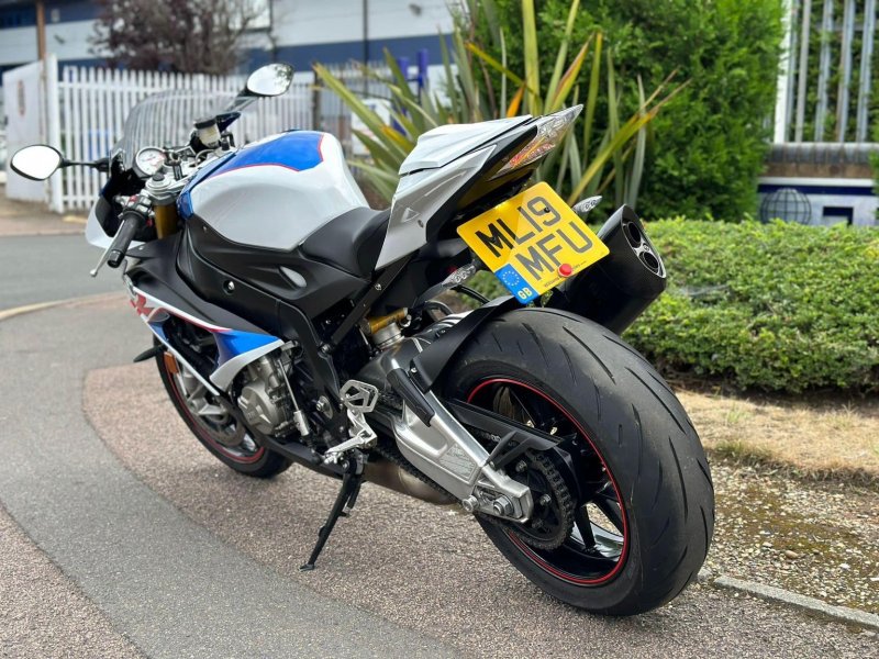 BMW S1000RR